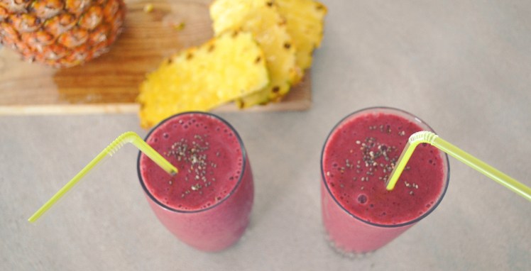 breakfast smoothie with chia