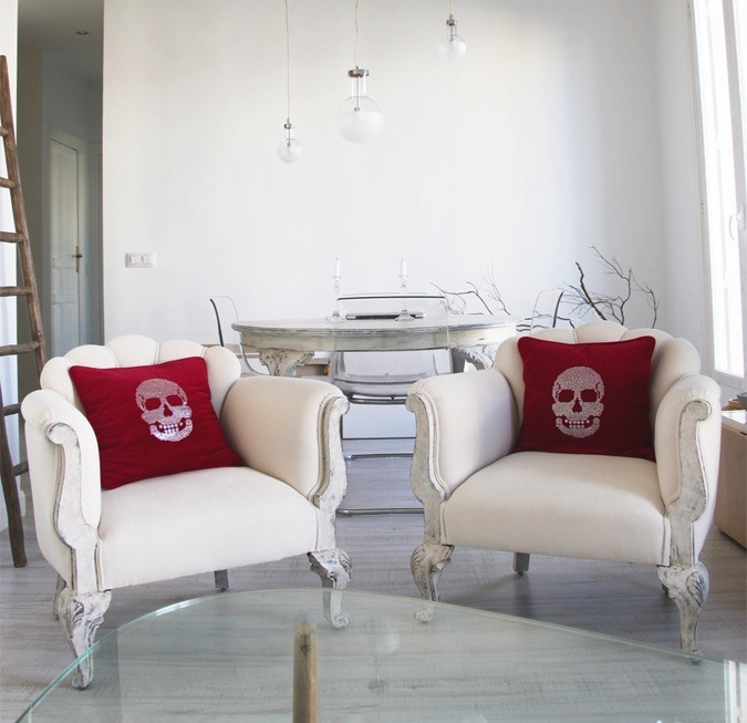 red skull pillows