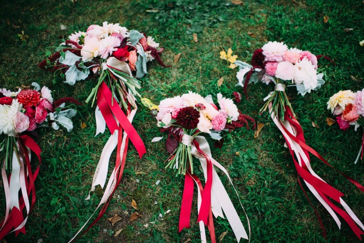 bridesmaids bouquets
