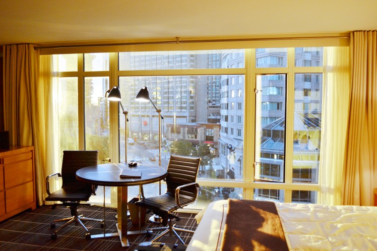 Suite at the Colonnade