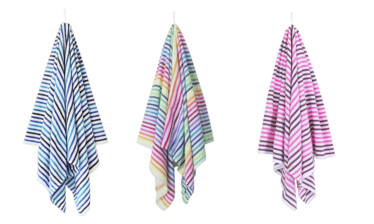 striped-beach-blankets